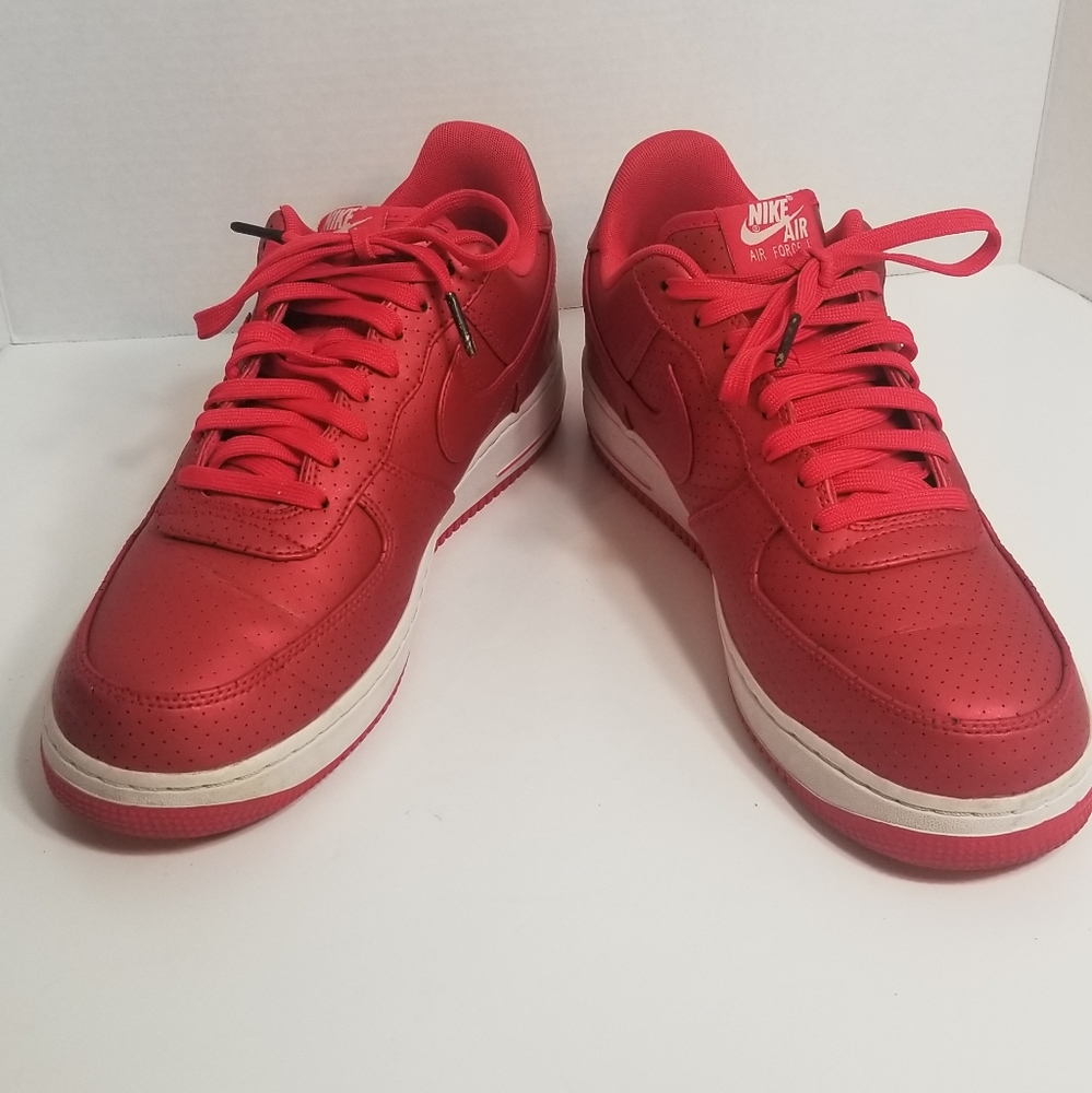 Nike Men’s 11 Air Force 1 '07 LV8 Action Red AF1 Low 718152-607